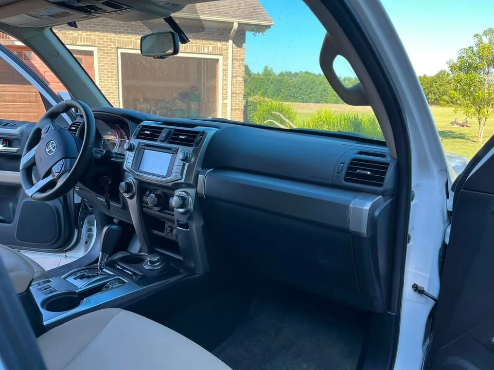 2017 Toyota 4Runner 5th Gen - Image 17 of 20