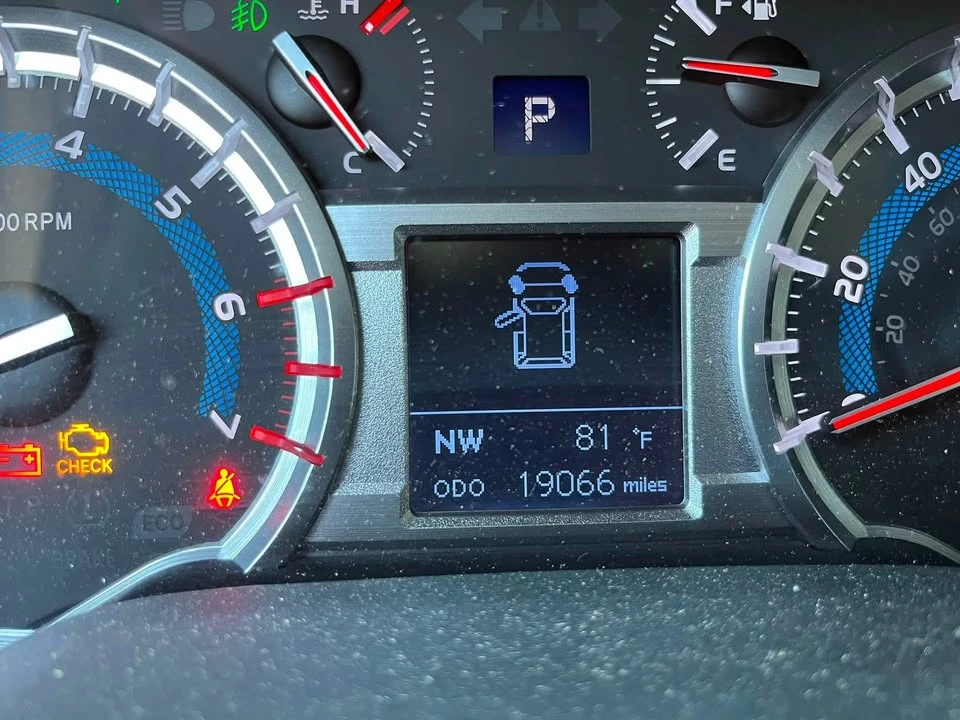 2017 Toyota 4Runner 5th Gen - Image 8 of 20