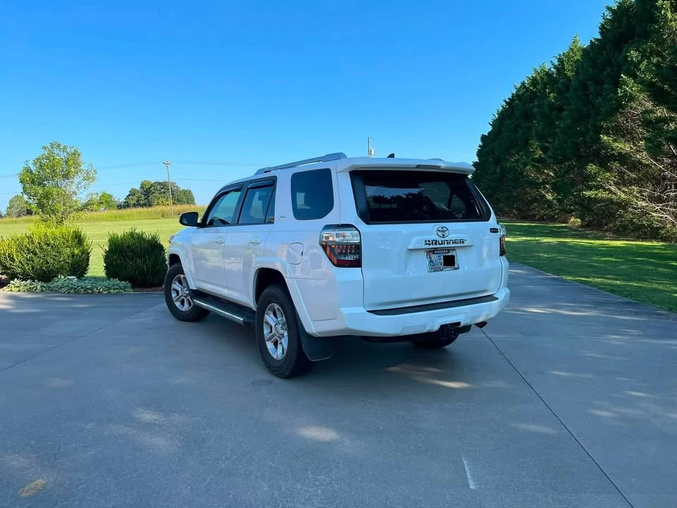 2017 Toyota 4Runner 5th Gen - Image 7 of 20