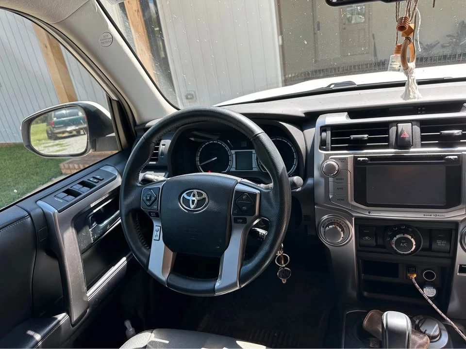 2017 Toyota 4Runner 5th Gen - Image 6 of 6