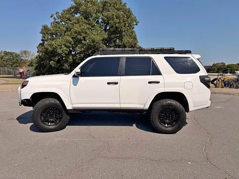 2017 Toyota 4Runner SR5 Premium Sport Utility 4D