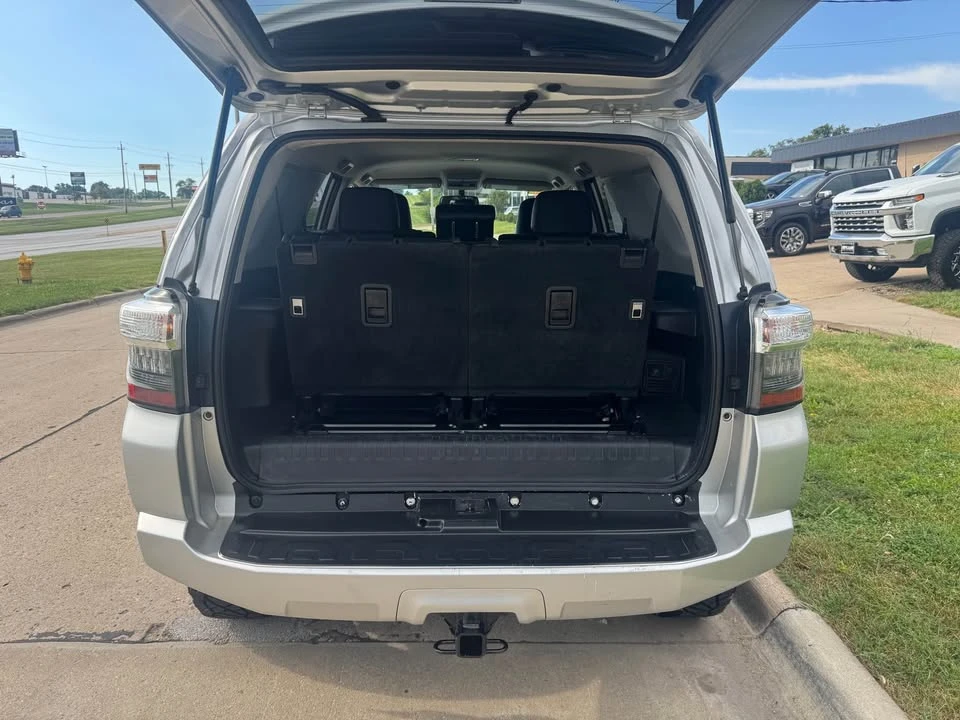2017 Toyota 4Runner 5th Gen - Image 13 of 18
