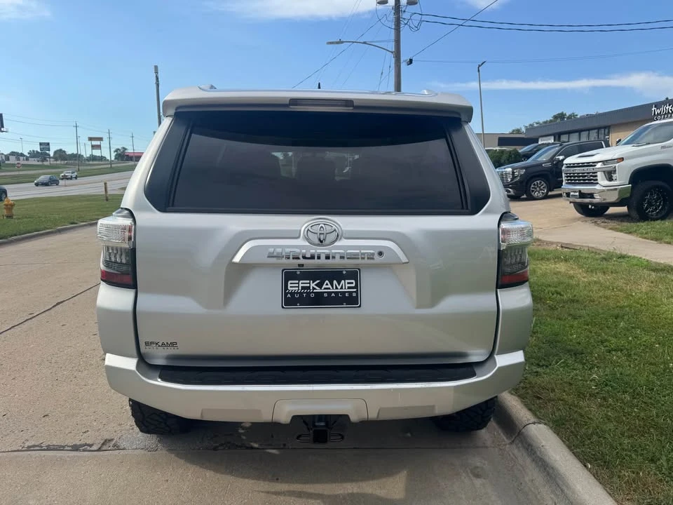2017 Toyota 4Runner 5th Gen - Image 4 of 18