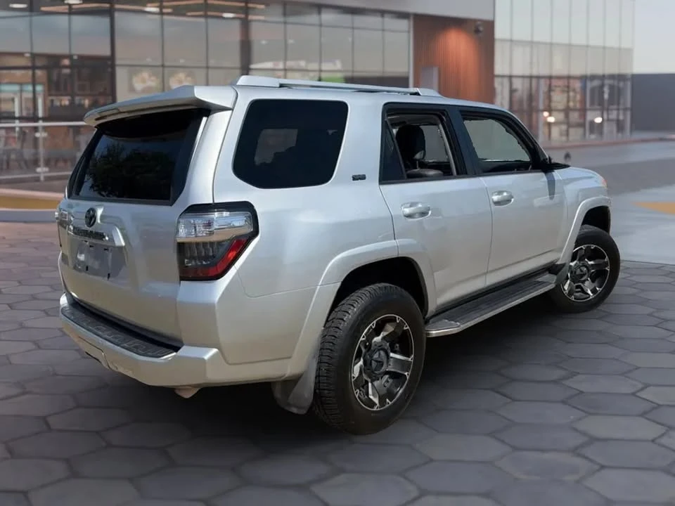 2017 Toyota 4Runner 5th Gen - Image 6 of 9