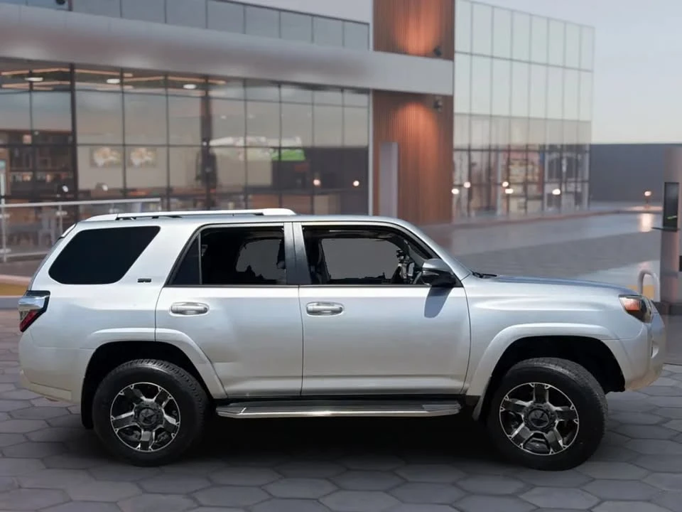 2017 Toyota 4Runner 5th Gen - Image 3 of 9