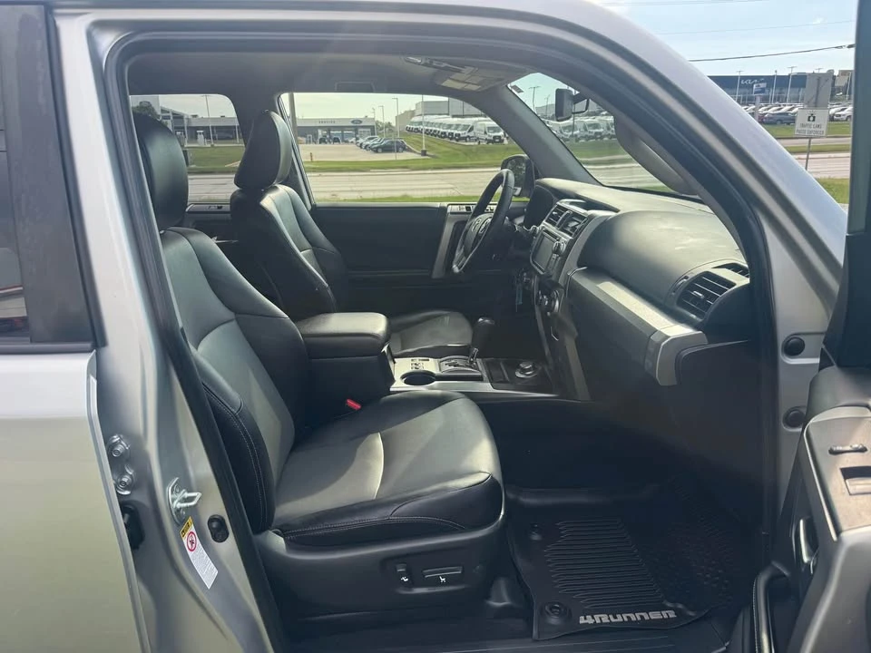 2017 Toyota 4Runner 5th Gen - Image 15 of 18