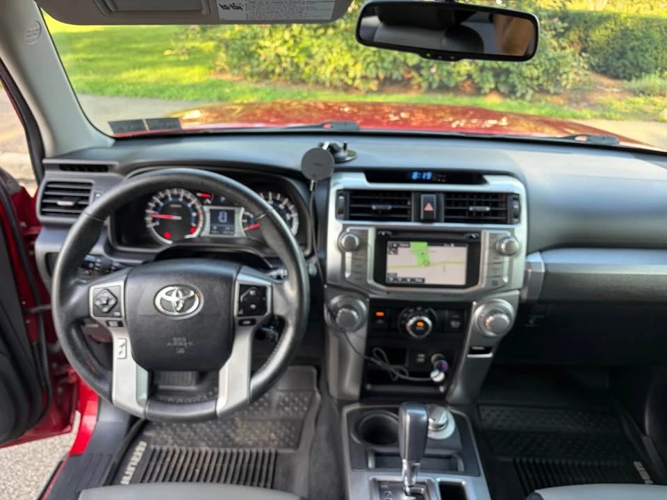 2017 Toyota 4Runner 5th Gen - Image 15 of 17