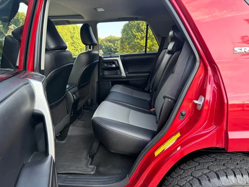 2017 Toyota 4Runner 5th Gen - Image 10 of 17