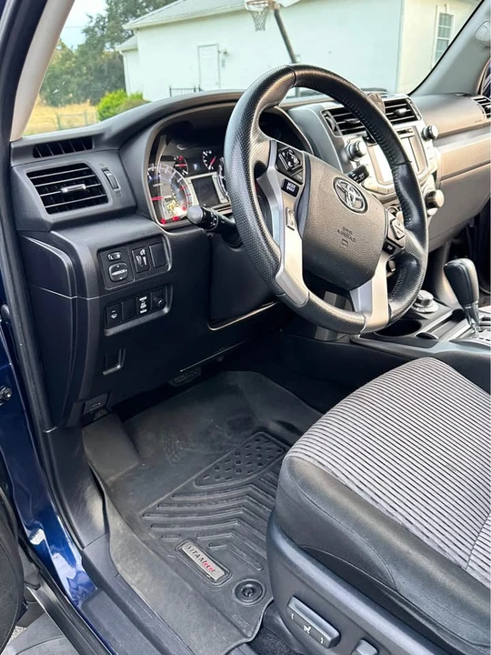 2017 Toyota 4Runner 5th Gen - Image 12 of 20