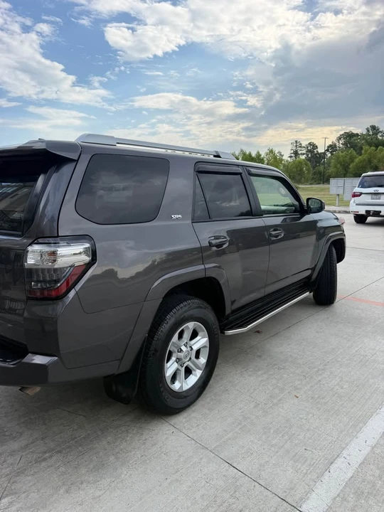 2017 Toyota 4Runner 5th Gen - Image 8 of 20