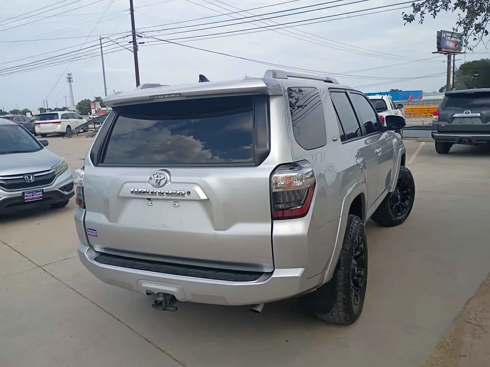 2017 Toyota 4Runner 5th Gen - Image 2 of 10
