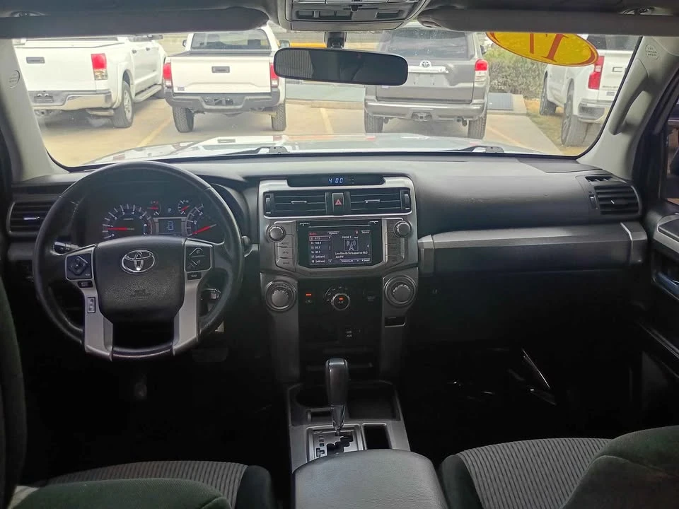 2017 Toyota 4Runner 5th Gen - Image 5 of 10
