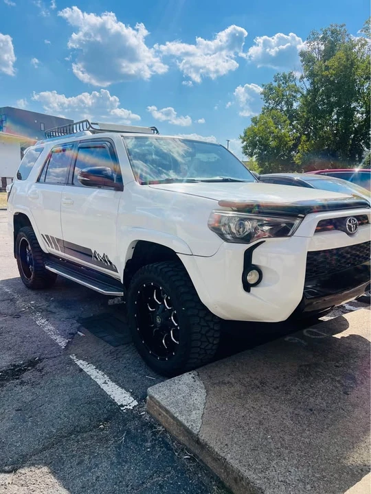 2017 Toyota 4Runner 5th Gen - Image 3 of 9