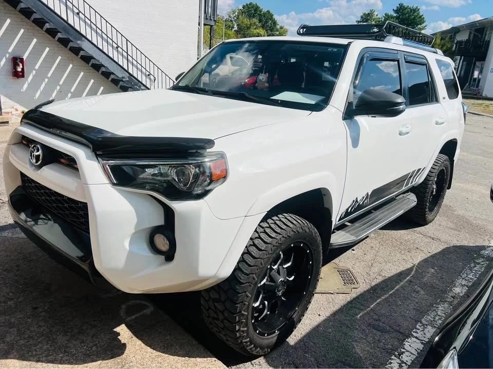 2017 Toyota 4Runner 5th Gen - Image 2 of 9