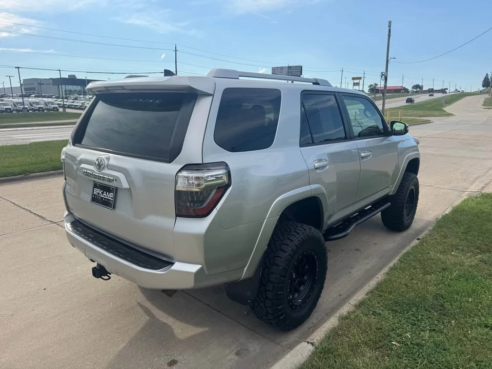 2017 Toyota 4Runner 5th Gen - Image 5 of 19