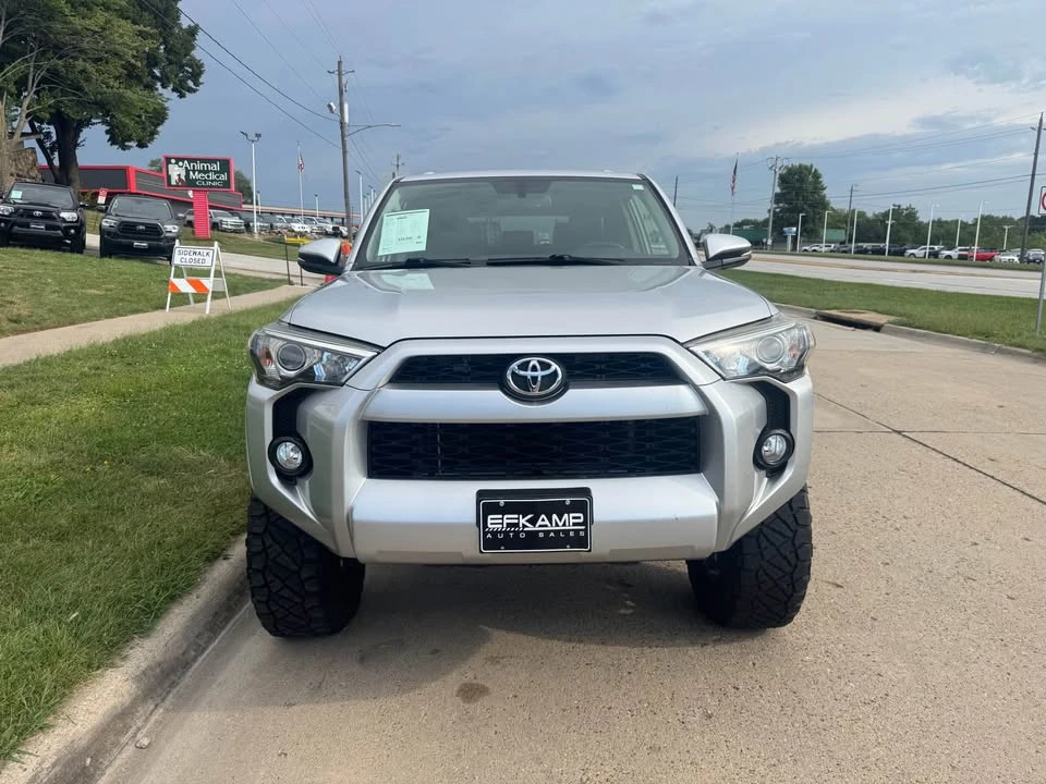 2017 Toyota 4Runner 5th Gen - Image 8 of 19