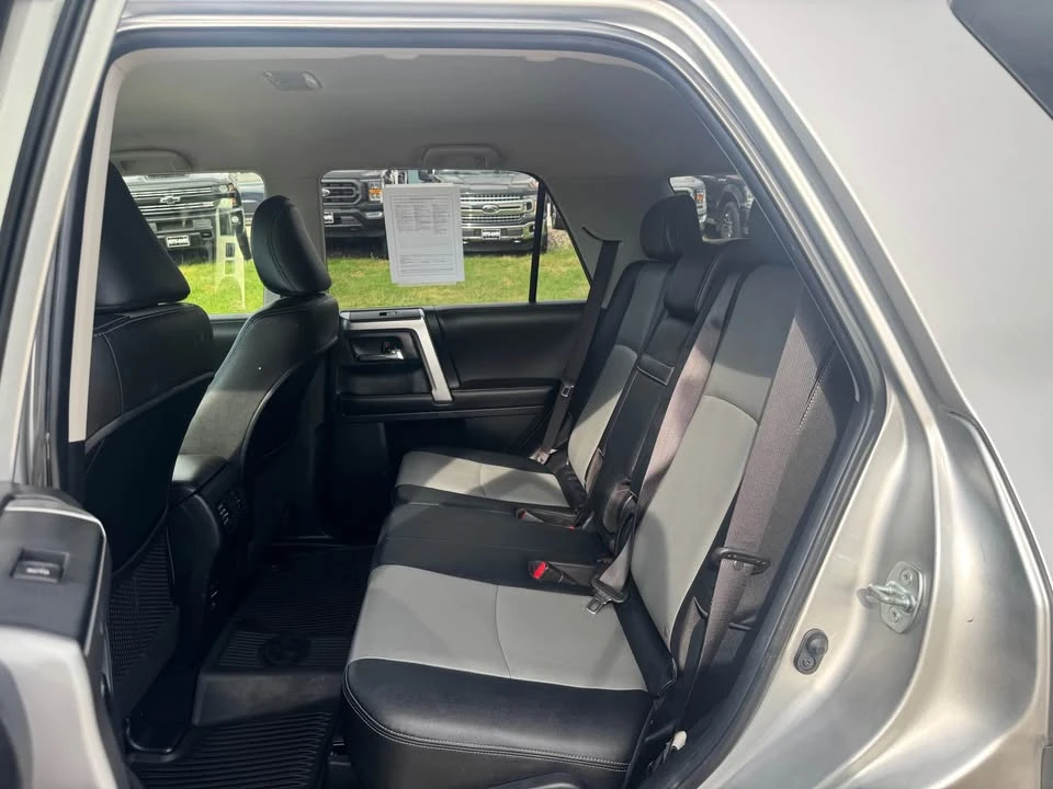 2017 Toyota 4Runner 5th Gen - Image 11 of 19