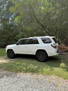 2017 Toyota 4Runner SR5 Sport Utility 2D
