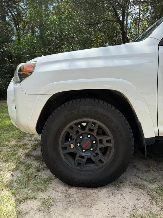 2017 Toyota 4Runner 5th Gen - Image 3 of 10