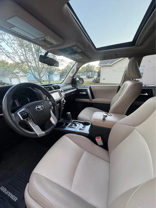 2017 Toyota 4Runner 5th Gen - Image 9 of 10