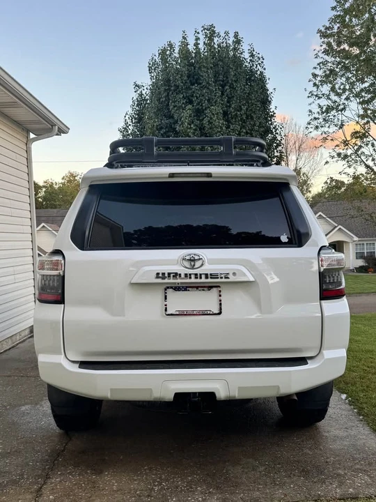 2017 Toyota 4Runner 5th Gen - Image 2 of 10