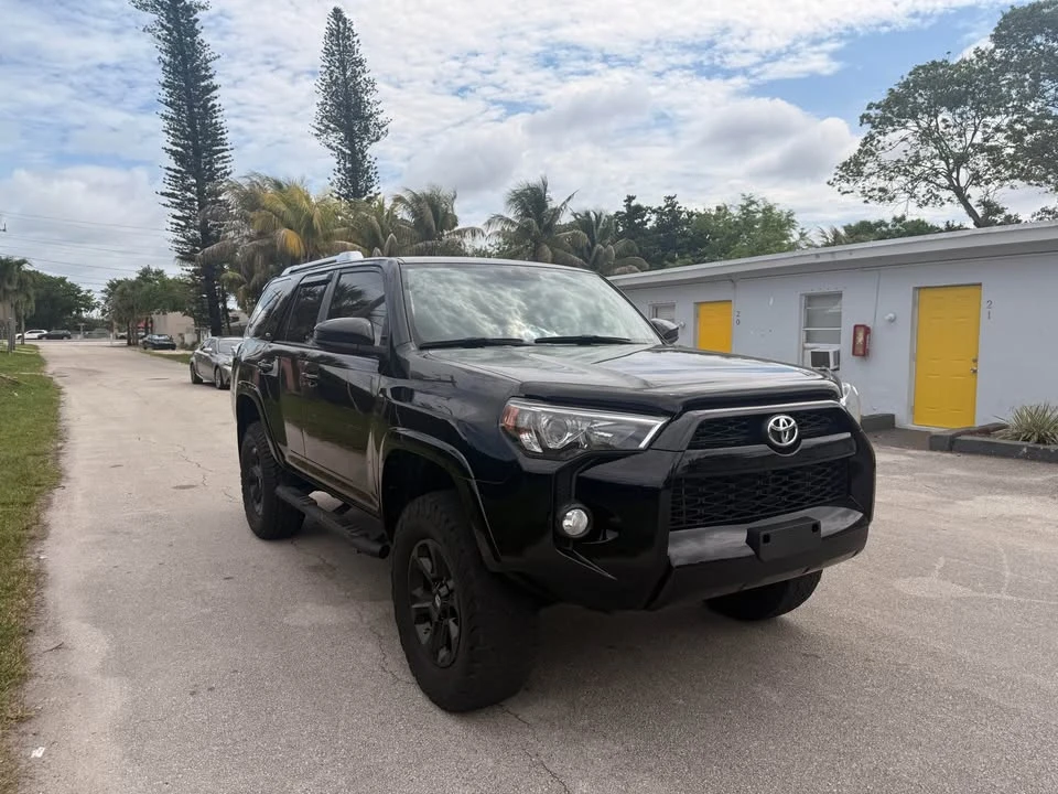 2017 Toyota 4Runner 5th Gen - Image 2 of 9