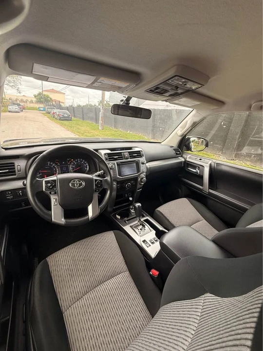 2017 Toyota 4Runner 5th Gen - Image 6 of 9