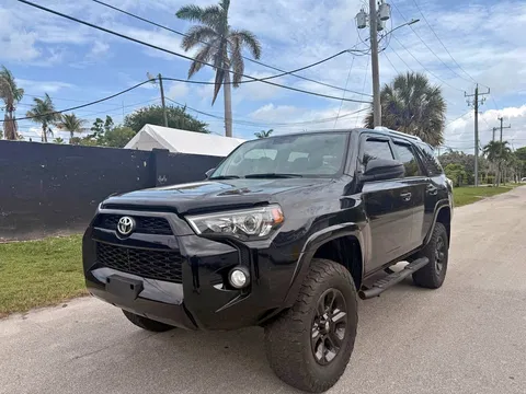 2017 Toyota 4Runner SR5 Sport Utility 4D