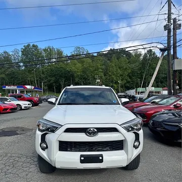 2017 Toyota 4Runner SR5 Sport Utility 4D