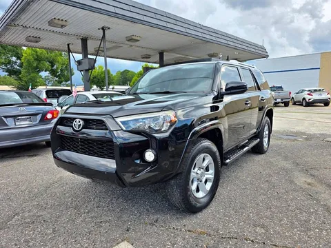 2017 Toyota 4Runner SR5 Sport Utility 4D