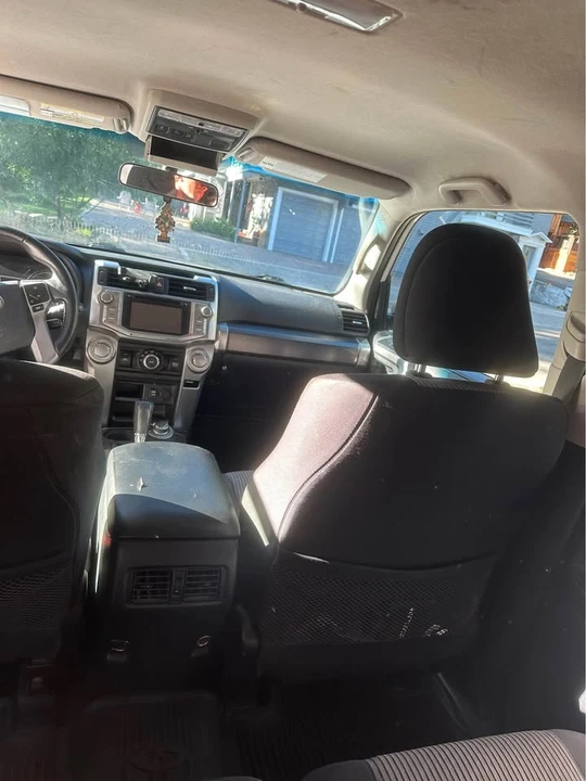 2017 Toyota 4Runner 5th Gen - Image 9 of 12