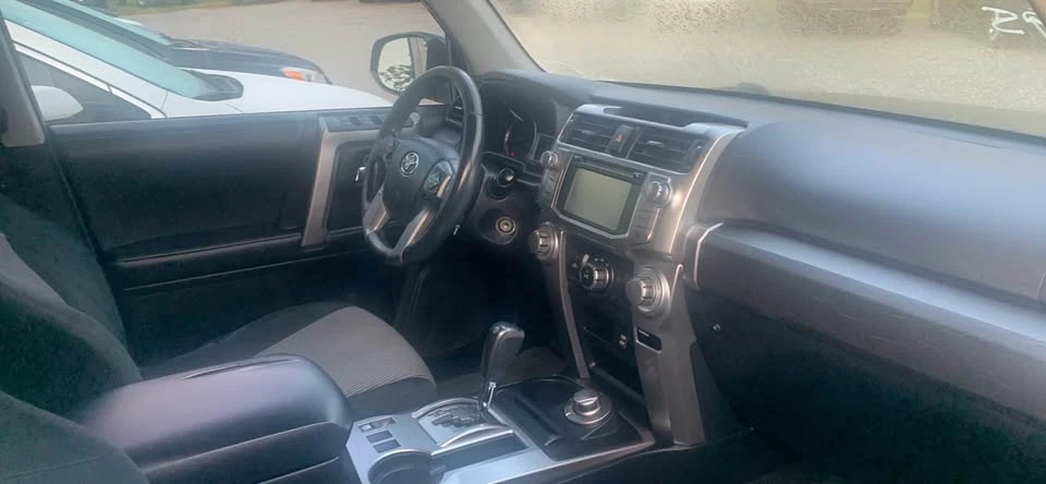 2017 Toyota 4Runner 5th Gen - Image 7 of 9