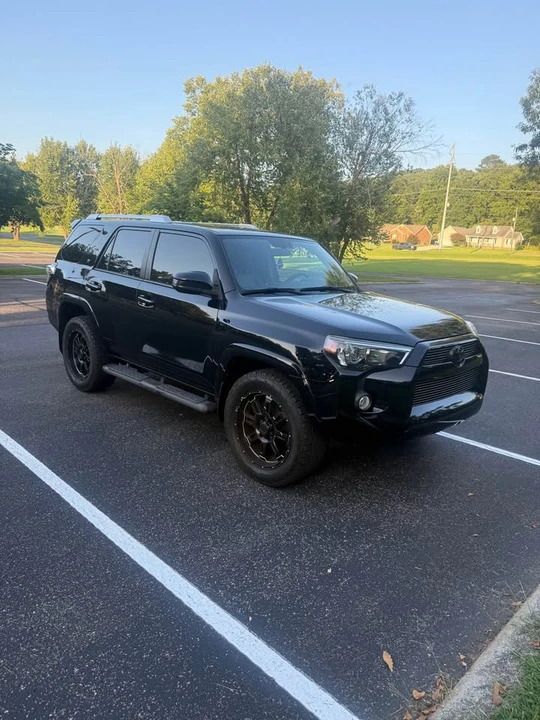 2017 Toyota 4Runner 5th Gen - Image 4 of 9