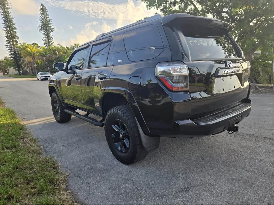 2017 Toyota 4Runner 5th Gen - Image 4 of 11