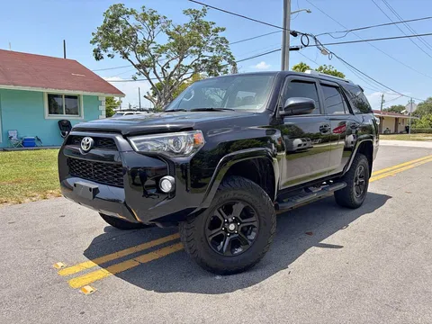 2017 Toyota 4Runner SR5 Sport Utility 4D