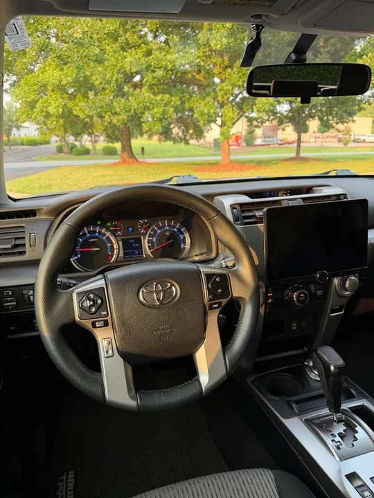 2017 Toyota 4Runner 5th Gen - Image 13 of 19