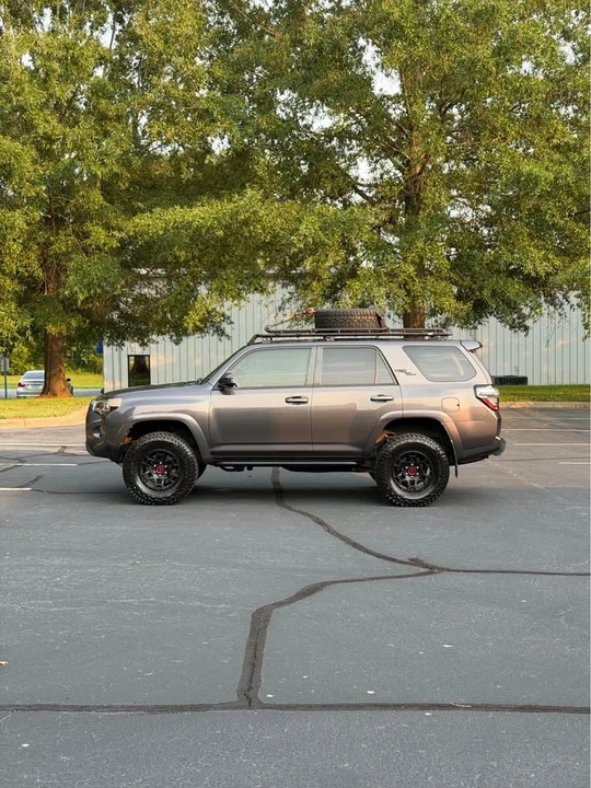 2017 Toyota 4Runner 5th Gen - Image 4 of 19