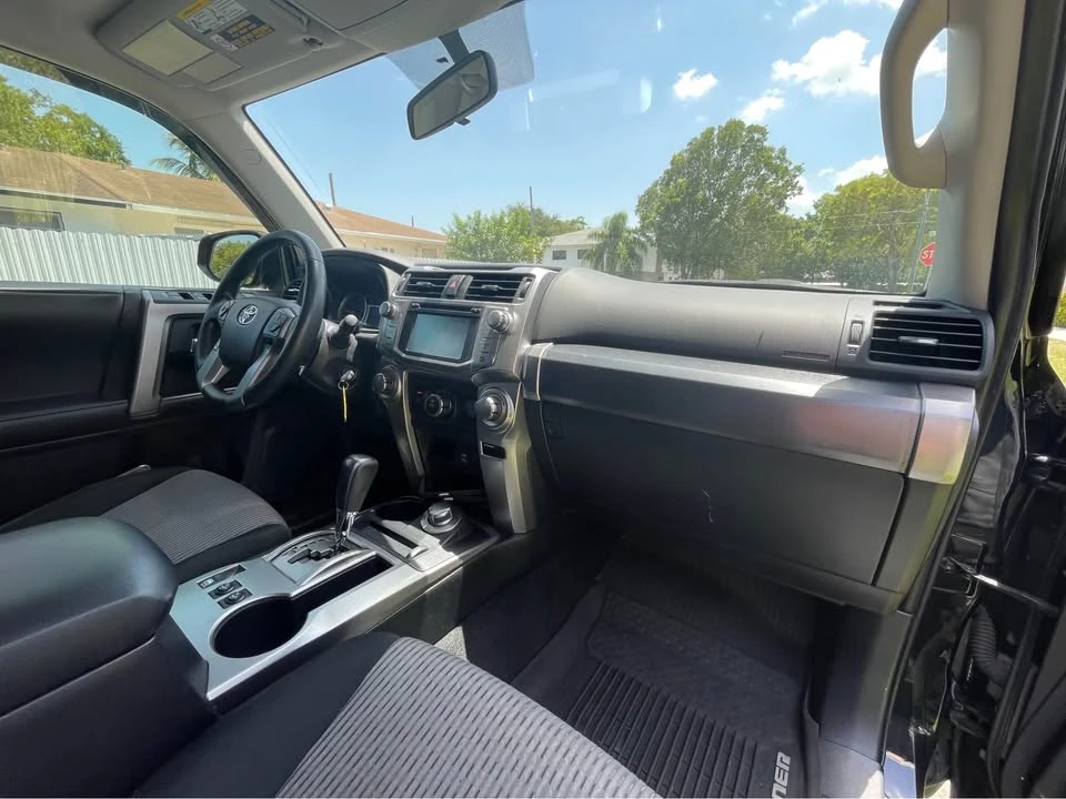2017 Toyota 4Runner 5th Gen - Image 7 of 11