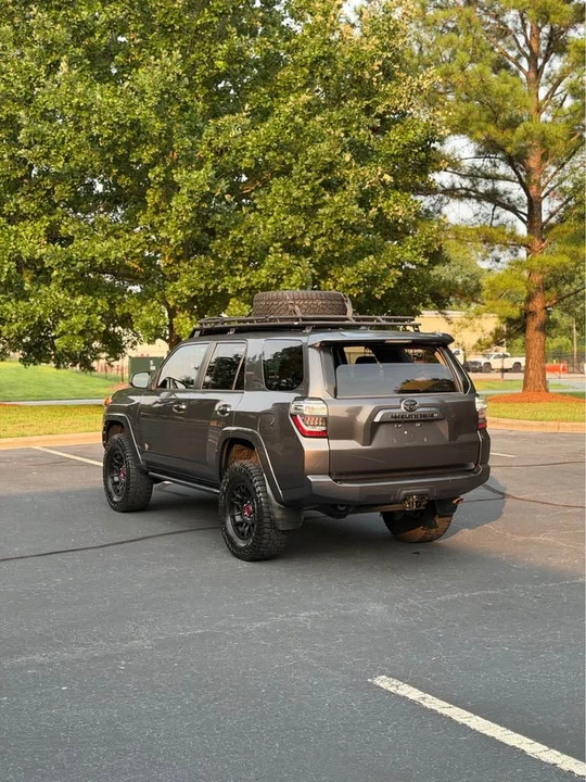 2017 Toyota 4Runner 5th Gen - Image 5 of 19