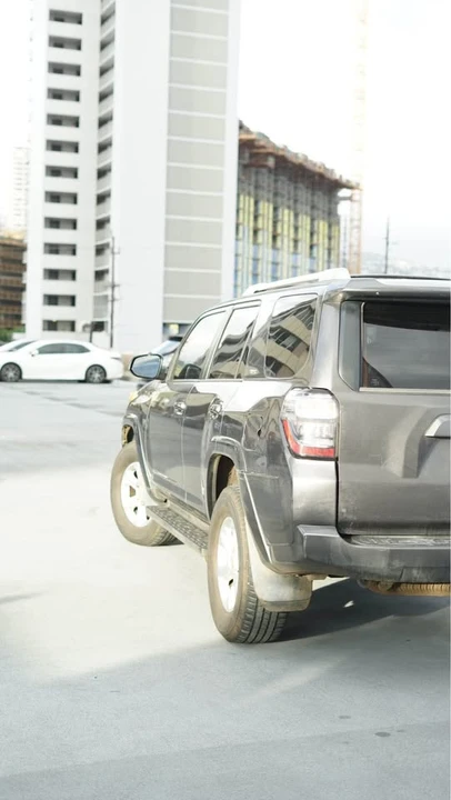 2017 Toyota 4Runner 5th Gen - Image 9 of 15