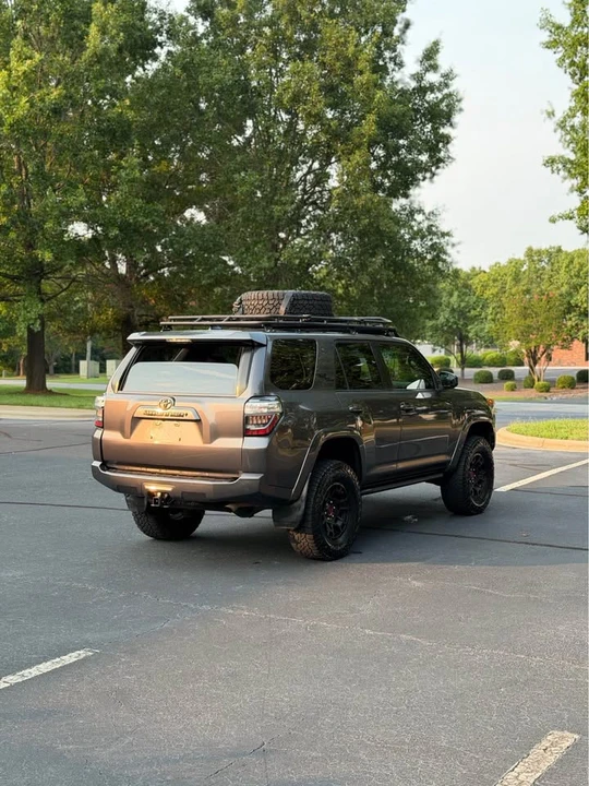2017 Toyota 4Runner 5th Gen - Image 7 of 19