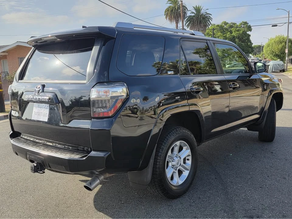 2017 Toyota 4Runner 5th Gen - Image 4 of 17