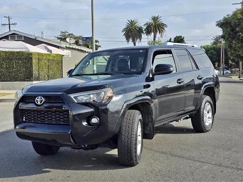 2017 Toyota 4Runner SR5 Sport Utility 4D