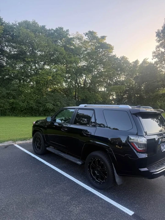 2017 Toyota 4Runner 5th Gen - Image 3 of 9