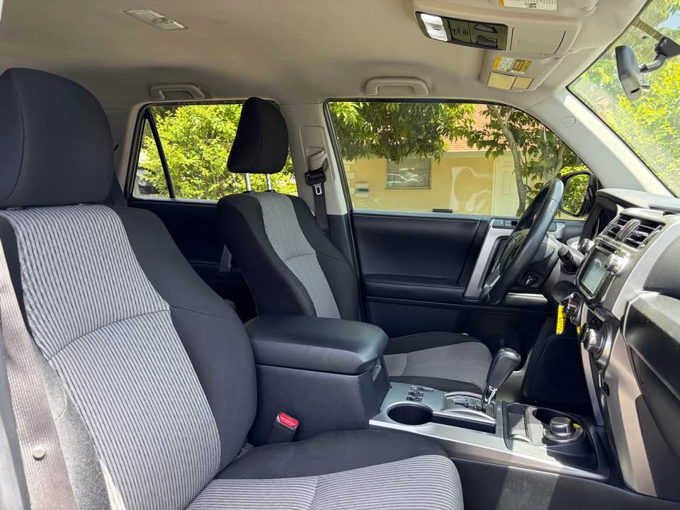 2017 Toyota 4Runner 5th Gen - Image 6 of 11