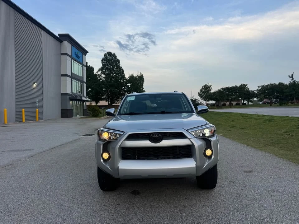 2017 Toyota 4Runner 5th Gen - Image 8 of 20