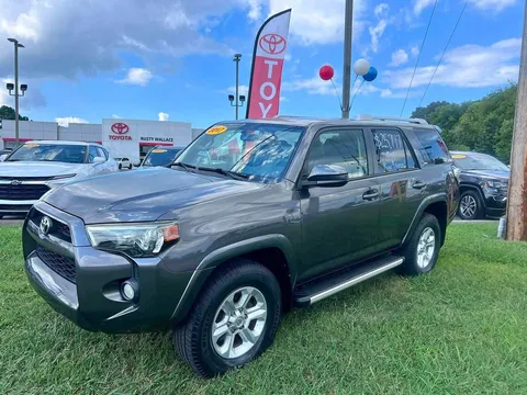2017 Toyota 4Runner SR5 Sport Utility 4D