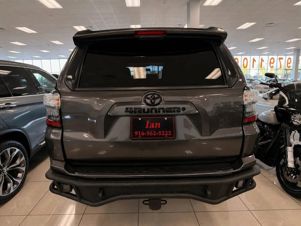 2017 Toyota 4Runner 5th Gen - Image 6 of 15