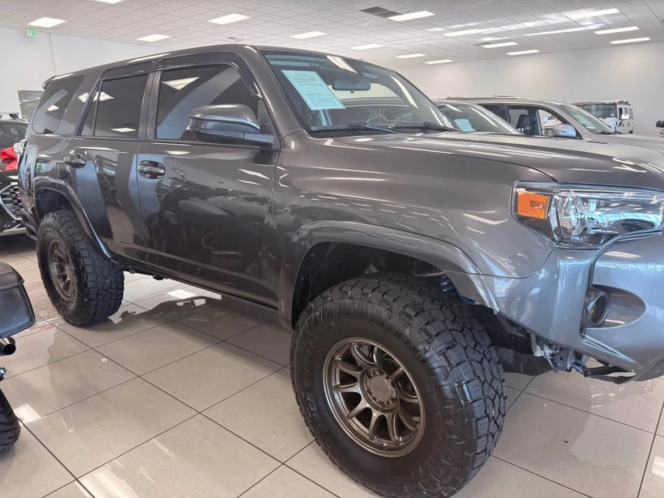 2017 Toyota 4Runner 5th Gen - Image 2 of 15
