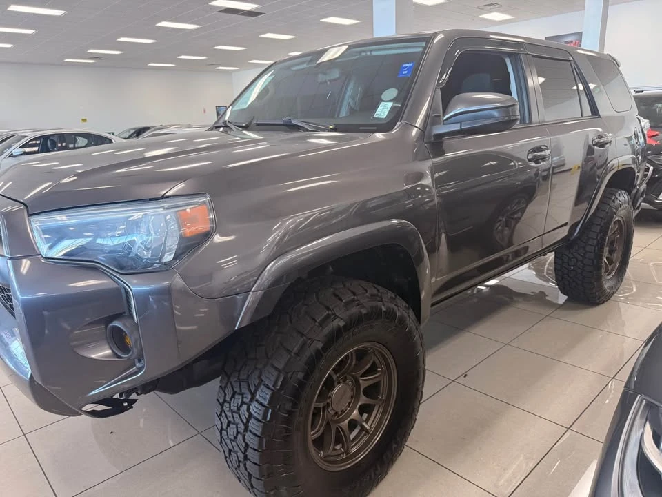 2017 Toyota 4Runner 5th Gen - Image 3 of 15